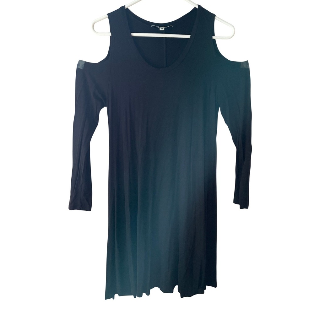 The Vanity Room Black Cold Shoulder Long Sleeve Shift Dress Womens M Classic LBD